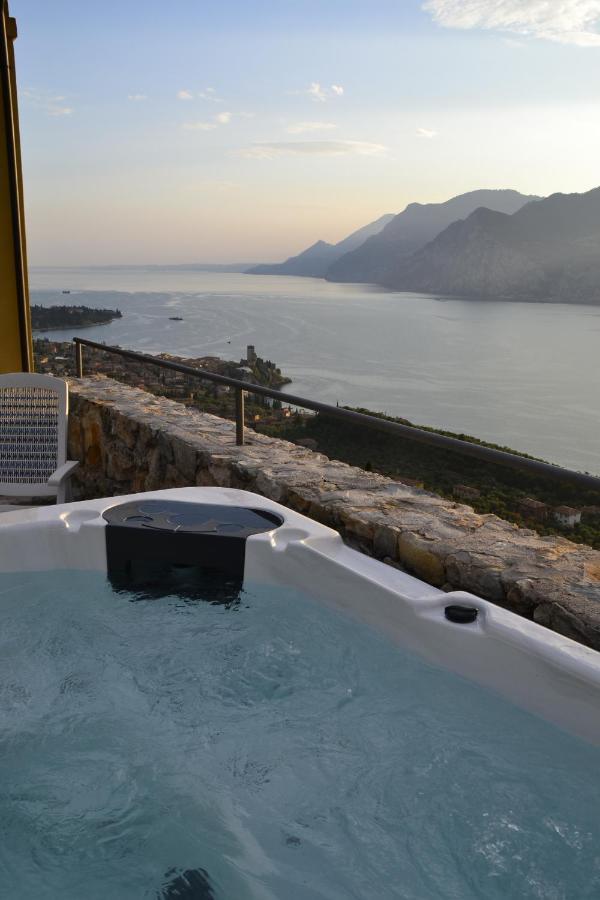 Appartamenti Casa Palazzina Malcesine Exterior foto