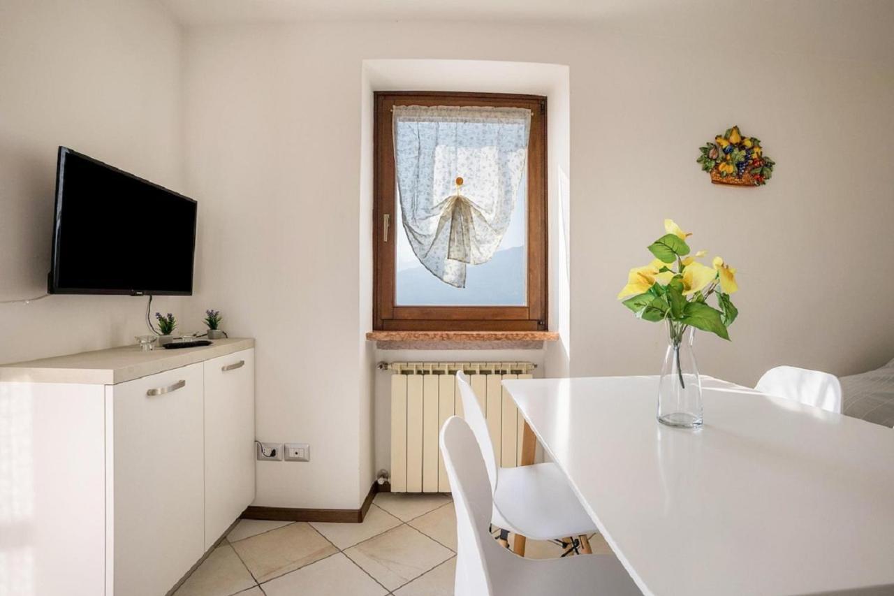 Appartamenti Casa Palazzina Malcesine Exterior foto