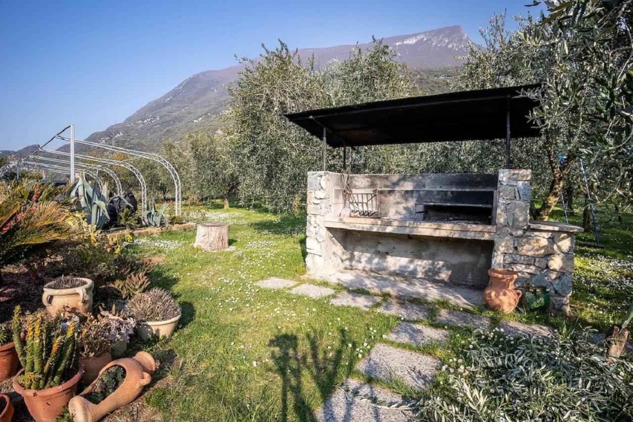 Appartamenti Casa Palazzina Malcesine Exterior foto