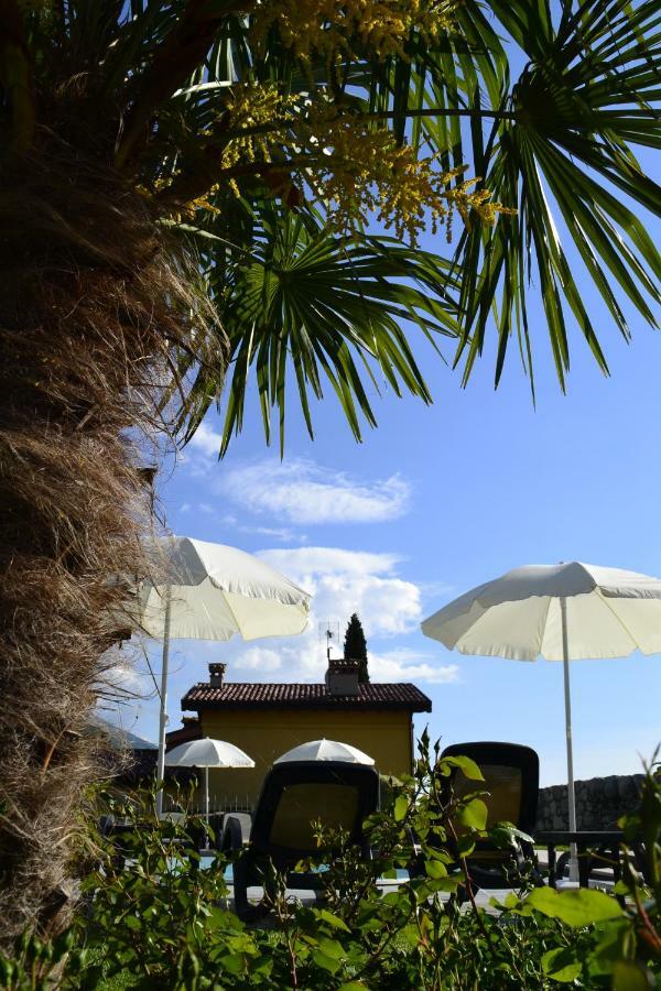 Appartamenti Casa Palazzina Malcesine Exterior foto